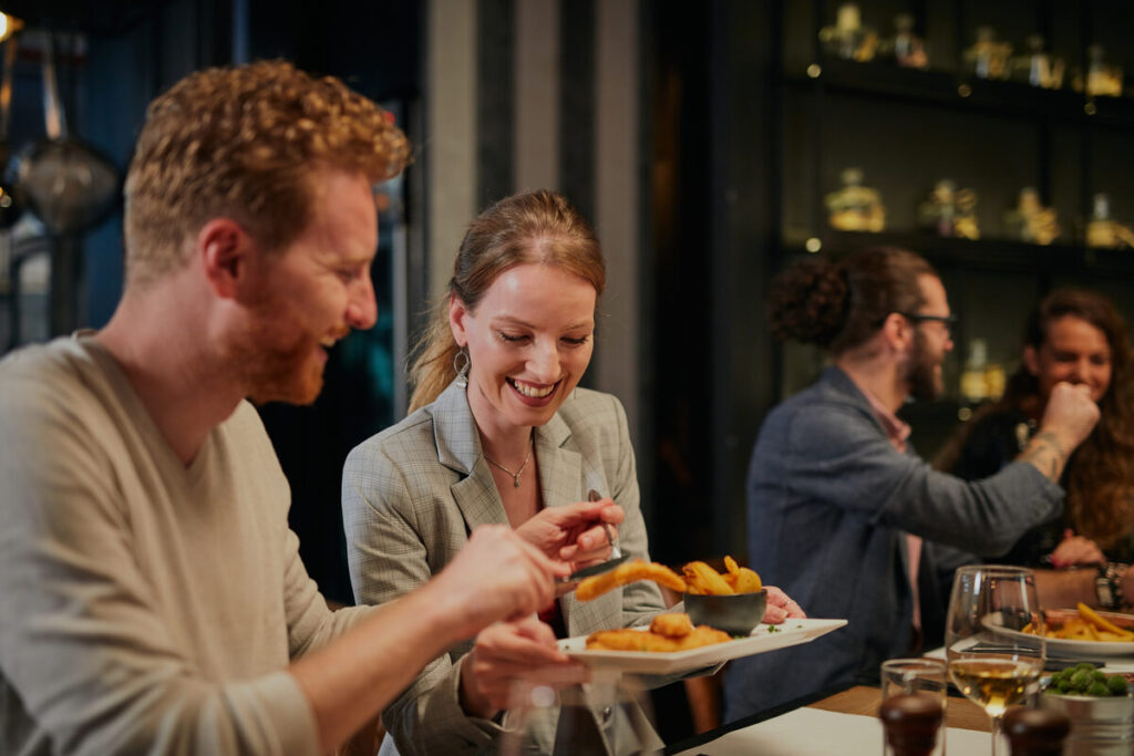 A Foodie’s Guide to Thornwood: The Best Eats in Elgin’s Hidden Gem Neighborhood